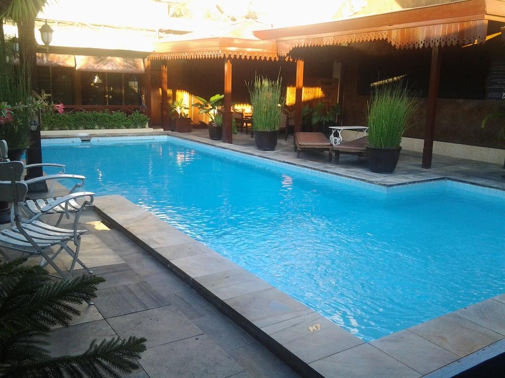Hotel Istana Batik Ratna Jogyakarta Zewnętrze zdjęcie