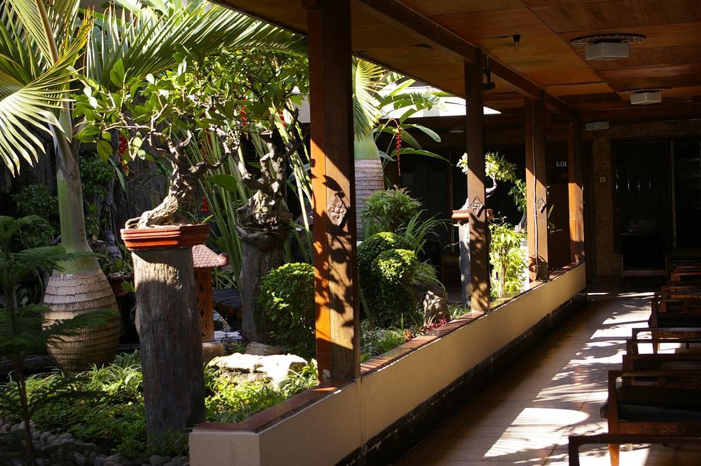 Hotel Istana Batik Ratna Jogyakarta Zewnętrze zdjęcie